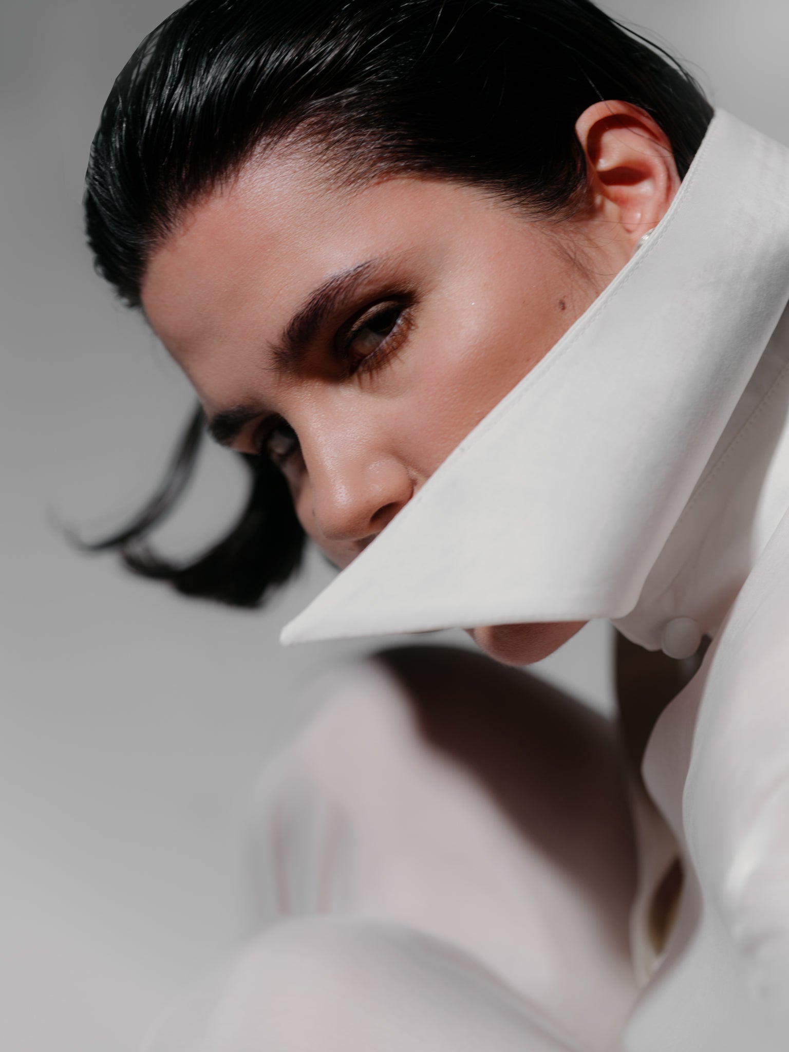 Cupro Shirt with Large Collar in Off-White by Zamsee