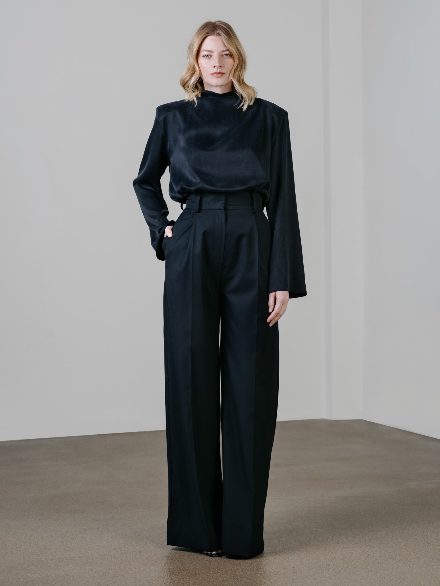 Zamsee Divin Wide Leg Trousers