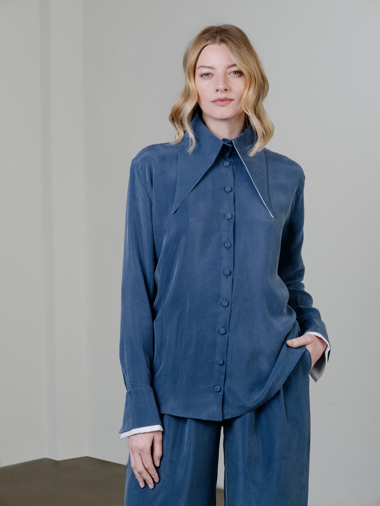 Zamsee Elegance Collar Shirt vegan silk