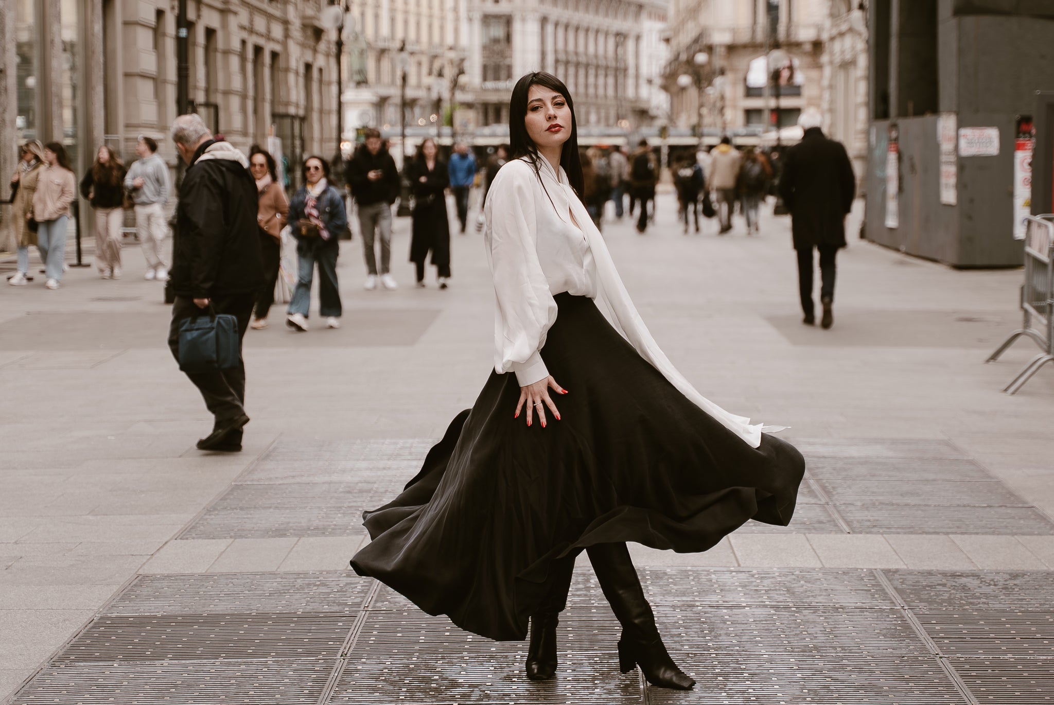 Circular Skirt with Hidden Pockets - Black