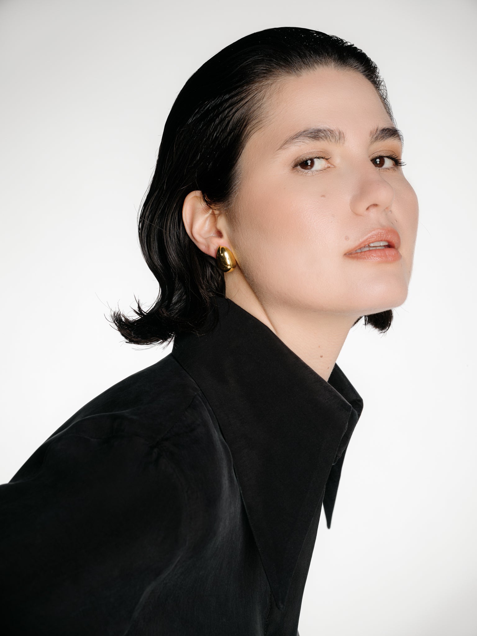 Cupro Shirt with Large Collar in Black by Zamsee