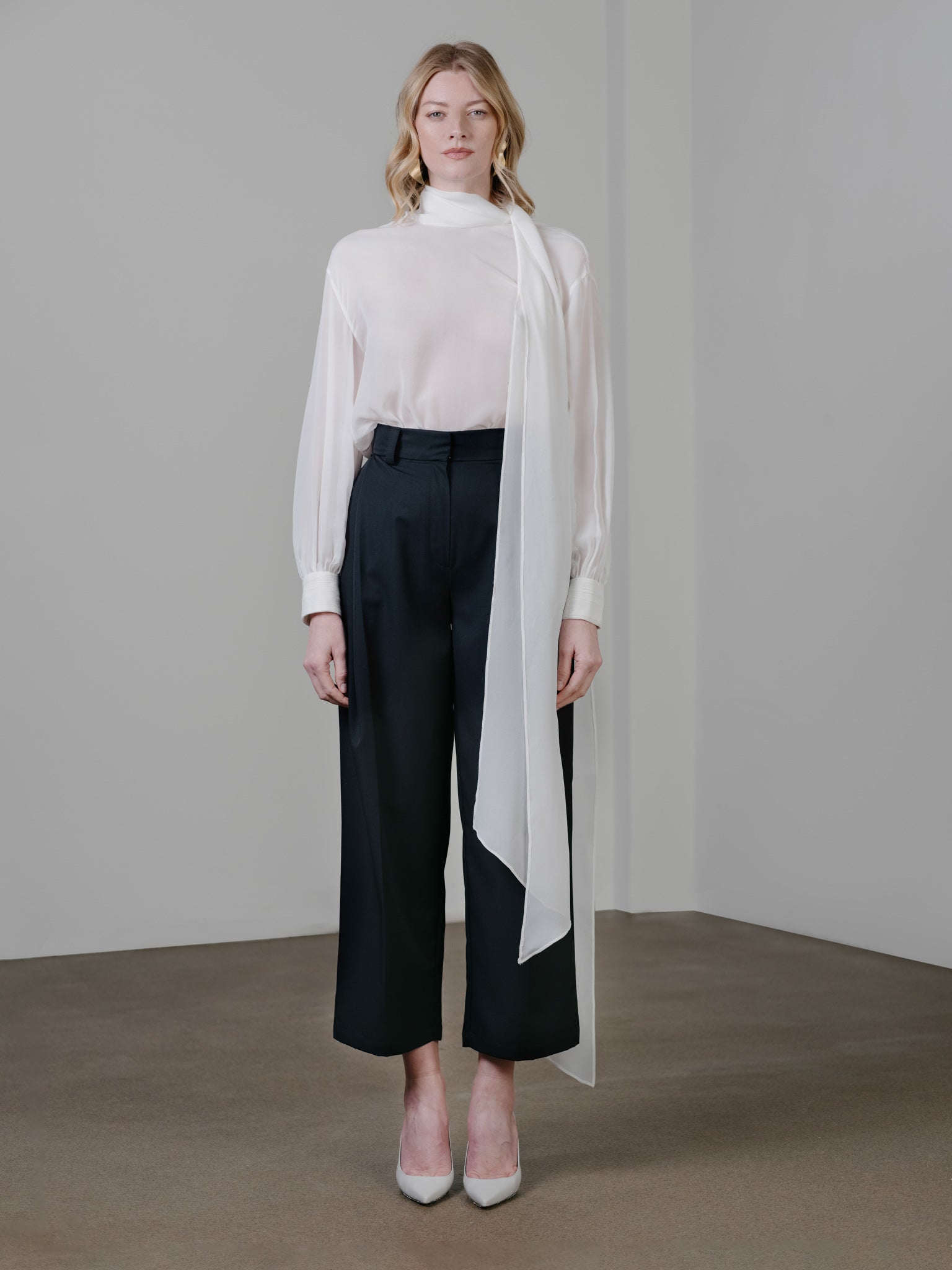 Zamsee Effortless Tapered Trousers high waist
